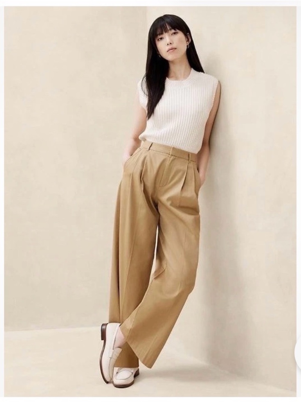 Banana Republic Explorer Pleated Pant Trouser Khaki Straight Pockets Women’s 14